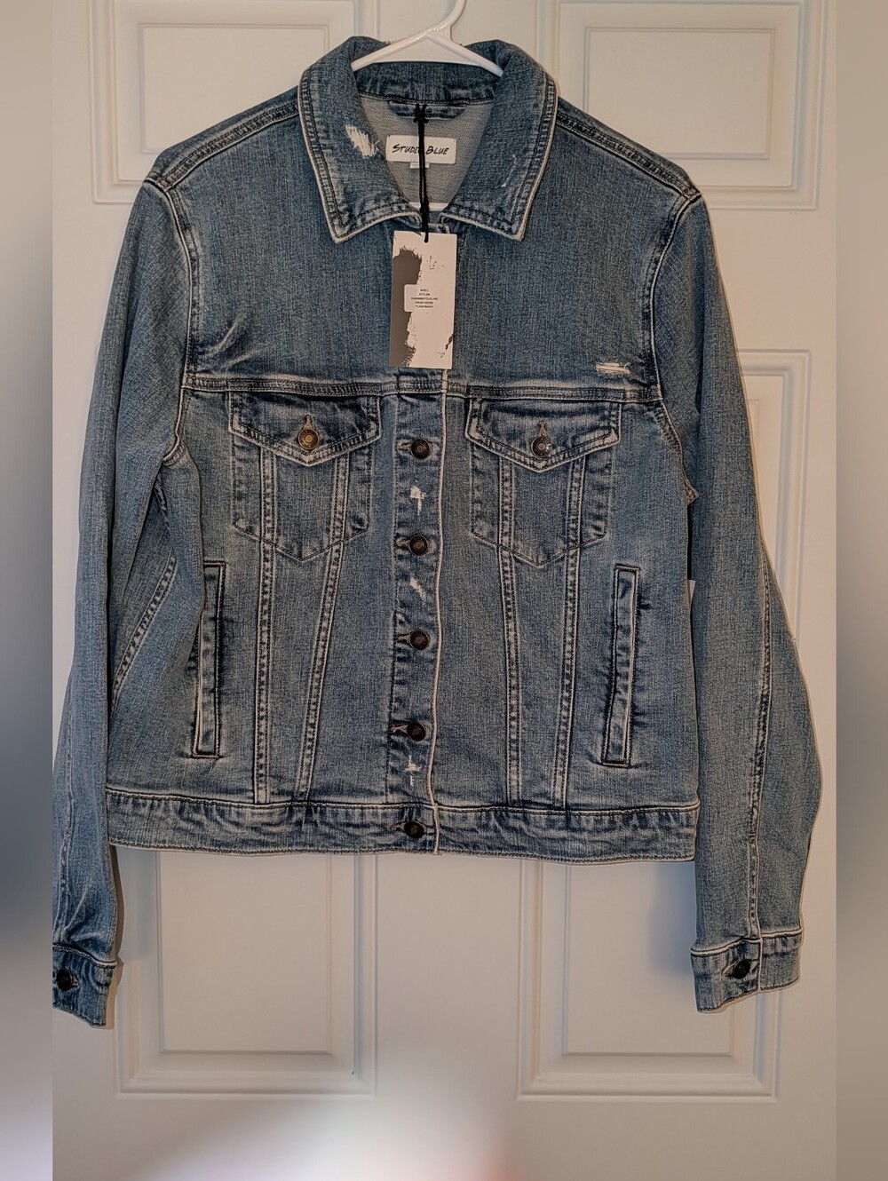 Studio Blue Distressed Denim Jean Jacket Size Large Blue NWT